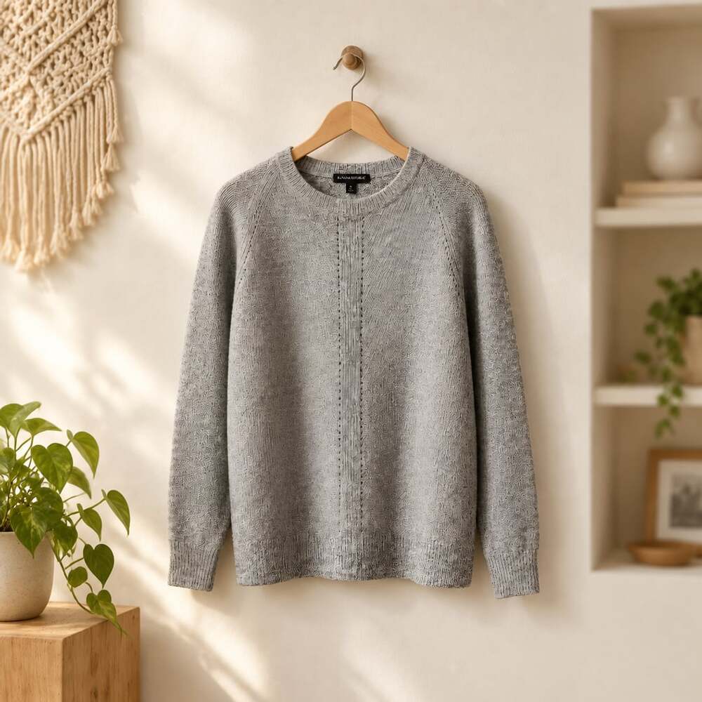 Banana Republic Crewneck Sweater Size XS Gray Textured Knit